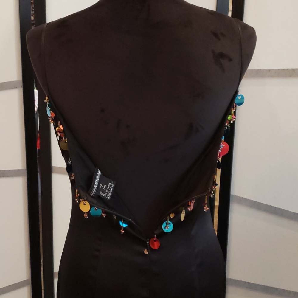 Dress - Picture 7 of 8